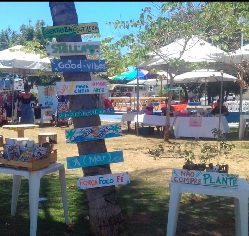 Bazar Du Bem · Stella Maris · placas artesanais 'Good Vibes', 'Maré Cheia', 'Amor', 'Cultive o Bem' · Virada Sustentável, Salvador, Bahia, 2019 · quando a Rede Du Bem nasceu