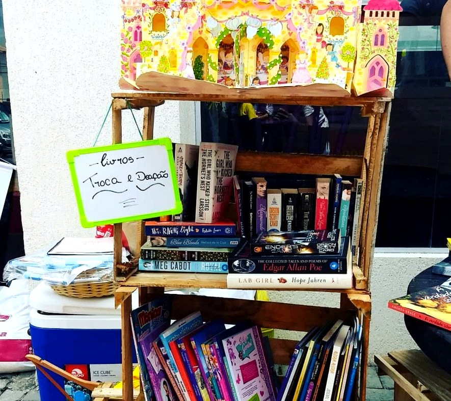 Bazar e troca de livros · 1.ª edição do Bazar Du Bem · set. 2019, Salvador · Bahia, BR